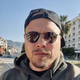 Юрий Николаев